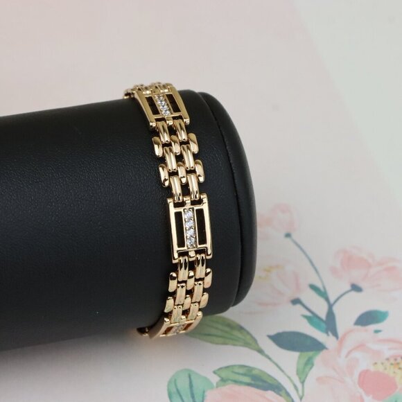 "Elegant Rose Gold Plated Bracelet with Sparkling Crystal Accents, XPBL0912 - Picture 9 of 12